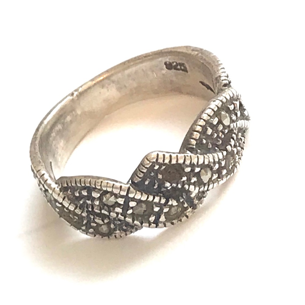 ♦️💍SALE‼️Marcasite Women’s Ring size 5-6